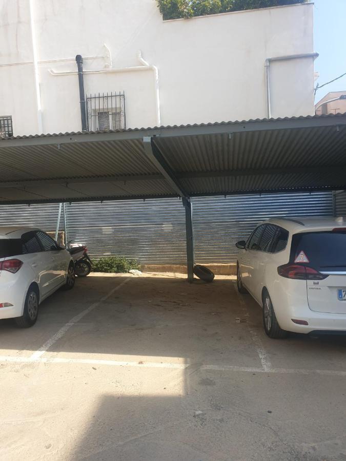 شقة Centrico, Cerca De La Playa Con Aparcamiento Privado Gratis أغيلاس المظهر الخارجي الصورة